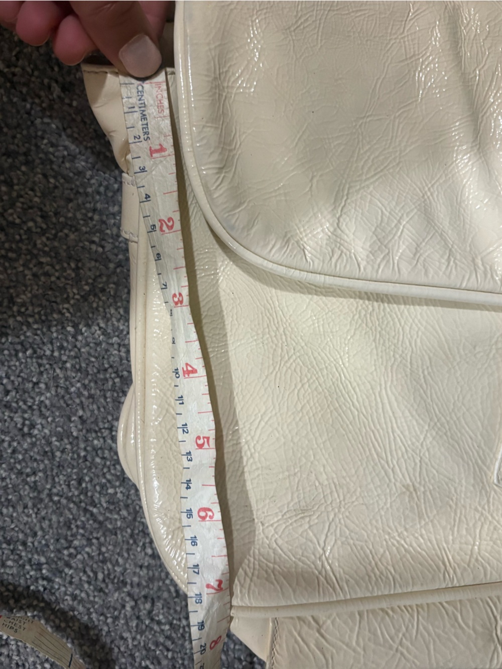 Authentic Fendi Patent Leather Cream Crossbody Bag with Adjustable Strap - Picture 14 of 15